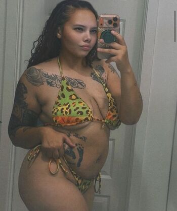 Full leaked Nickiiredd angenichole private onlyfans photo