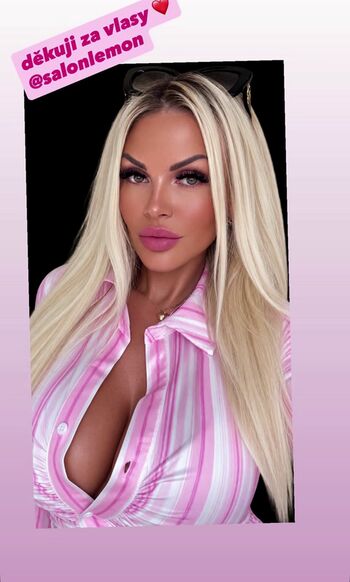 Full leaked Nicol minarova private onlyfans photo