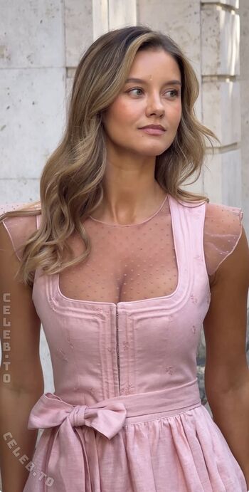 Full leaked Nicola cavanis page private onlyfans photo