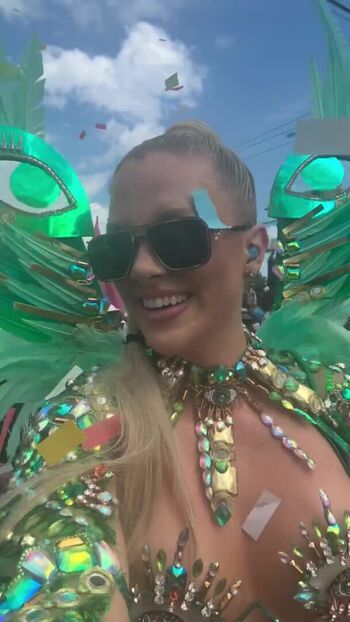 Nicole Arbour