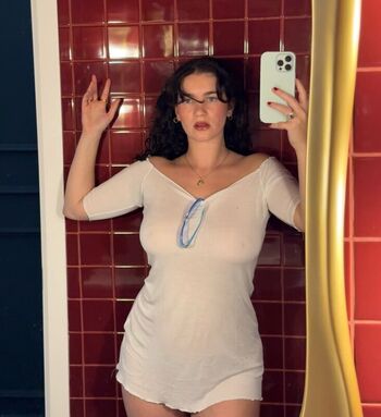 Nicole Schiralli