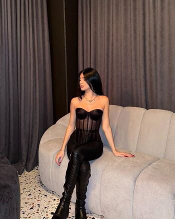 Nicole