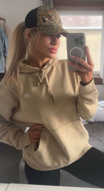 Full leaked Nicolecahillxox private onlyfans photo