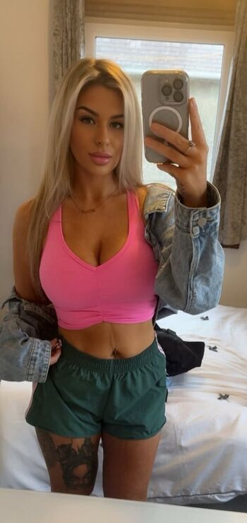 Full leaked Nicolecahillxox private onlyfans photo