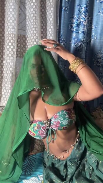 Full leaked Nidhi goel private onlyfans photo