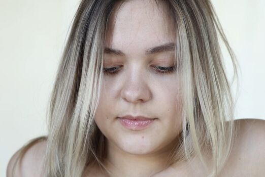 Full leaked Nika strawberry page private onlyfans photo