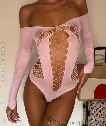 Full leaked Nikairani private onlyfans photo