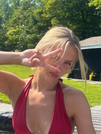 Full leaked Niki kozielec private onlyfans photo