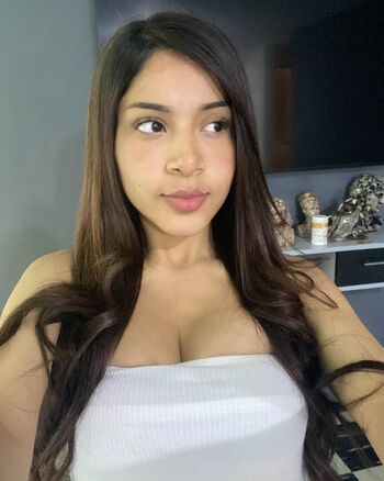 Full leaked Nikigomez private onlyfans photo