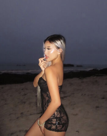 Full leaked Nikkhwo private onlyfans photo