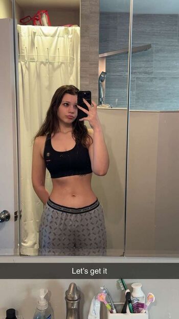 Full leaked Nikki woods private onlyfans photo