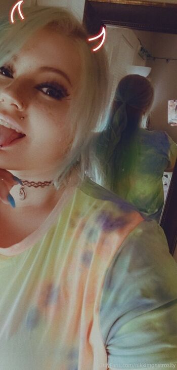 Full leaked Nikkimonstrosity private onlyfans photo