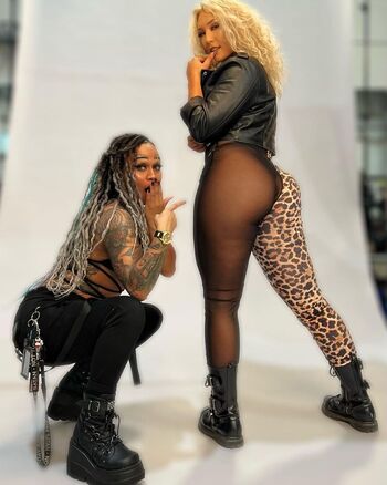 Full leaked Nikkitalyons private onlyfans photo