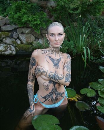 Full leaked Nikolina private onlyfans photo