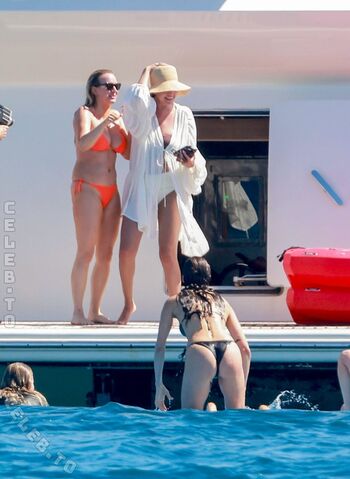 Full leaked Nina dobrev page private onlyfans photo