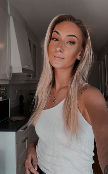 Full leaked Nina exclusive private onlyfans photo