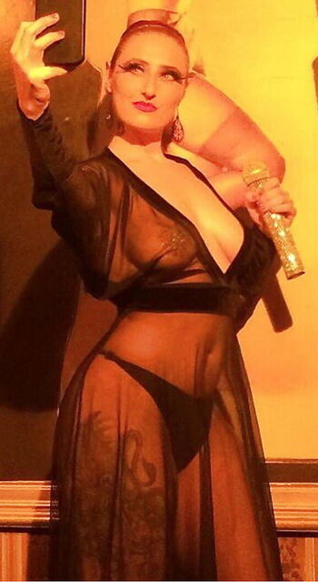 Nina La Voix
