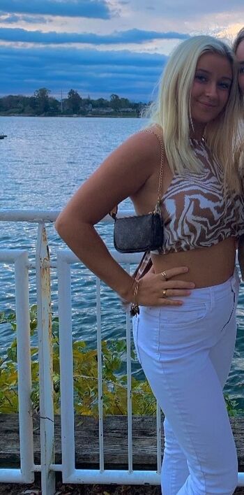 Full leaked Barbiepinkdreams/ private onlyfans photo