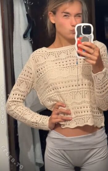 Full leaked Ninailenna private onlyfans photo