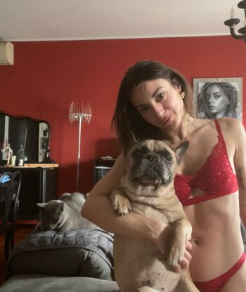 Full leaked Ninamissfit model private onlyfans photo