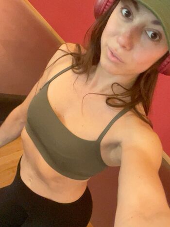Full leaked Ninamissfit model private onlyfans photo