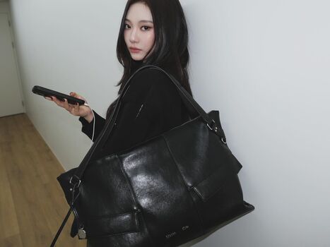 Full leaked Ningning aespa page private onlyfans photo