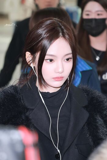 Full leaked Ningning aespa page private onlyfans photo