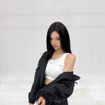 Full leaked Ningning aespa page private onlyfans photo