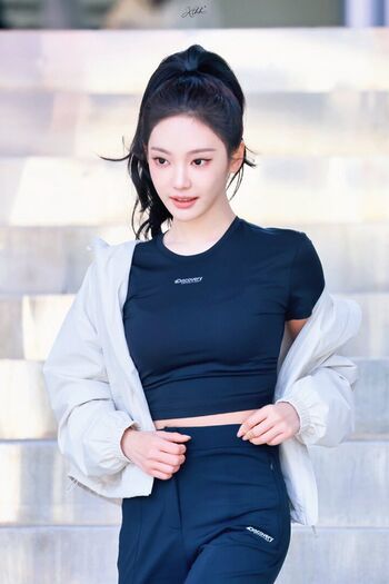 Full leaked Ningning aespa page private onlyfans photo