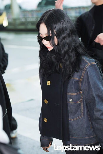 Full leaked Ningning aespa page private onlyfans photo