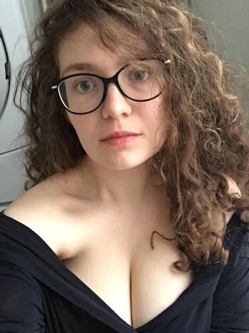 Full leaked Nirvanicataxia private onlyfans photo