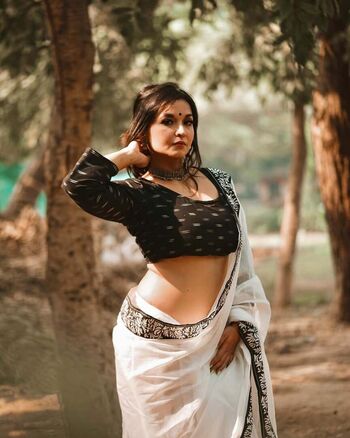 Nishi Tanwar