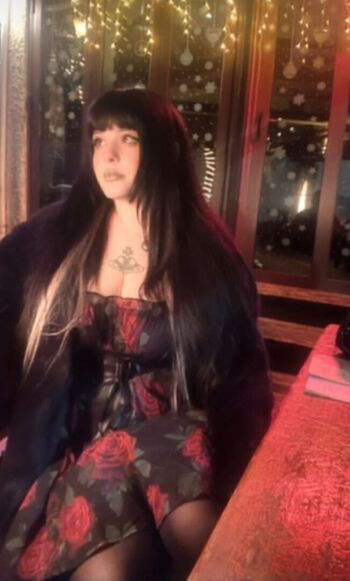 Full leaked Niviferum private onlyfans photo