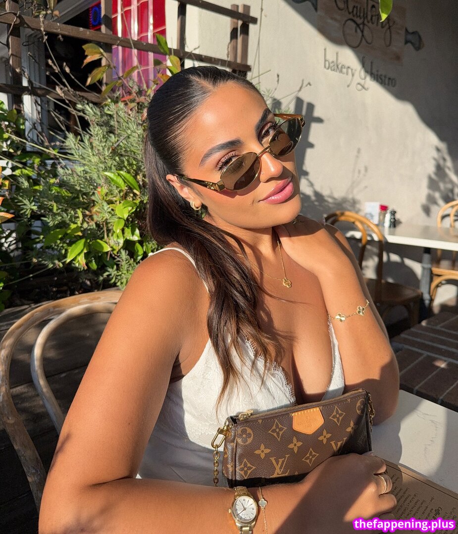 nnatalieaguilarr Fotografie OnlyFans Dezbrăcată #40