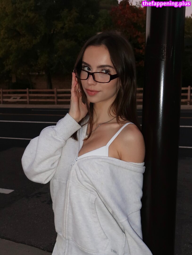 Katelyn Elizabeth / katelynelizabeth / nnayetakk Naakte OnlyFans Foto #1063