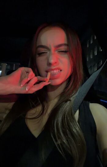 Full leaked Nnayetakk page private onlyfans photo