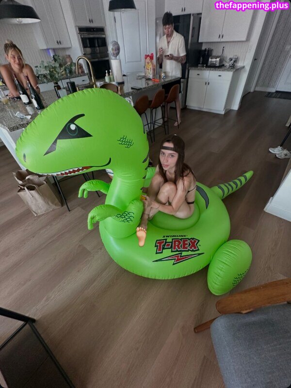 Katelyn Elizabeth / katelynelizabeth / nnayetakk Fotografie OnlyFans Dezbrăcată #1638