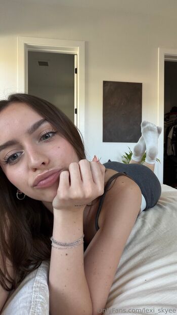 Full leaked Nnayetakk page private onlyfans photo