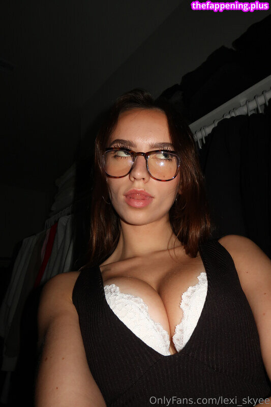 Katelyn Elizabeth / katelynelizabeth / nnayetakk Nude OnlyFans Photo #1703