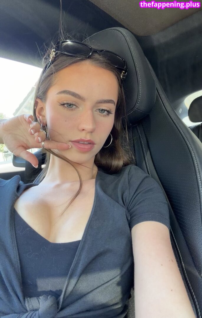 Katelyn Elizabeth / katelynelizabeth / nnayetakk Naken OnlyFans Foto #1760