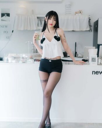 Full leaked Nnewys page private onlyfans photo