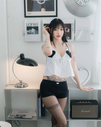 Full leaked Nnewys private onlyfans photo