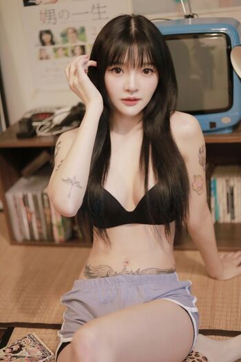 Full leaked Nnewys private onlyfans photo