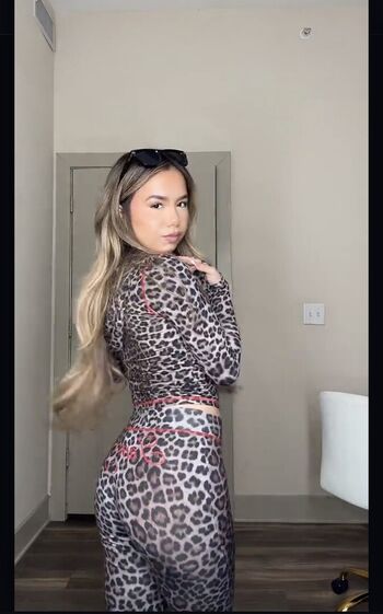 Full leaked Nnnnylsoj private onlyfans photo