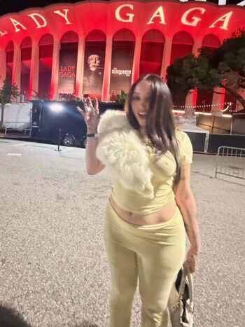 Full leaked Noah cyrus page private onlyfans photo