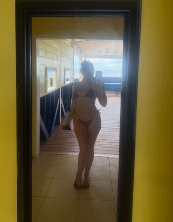 Full leaked Noah cyrus page private onlyfans photo
