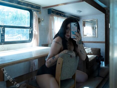 Full leaked Noah cyrus private onlyfans photo