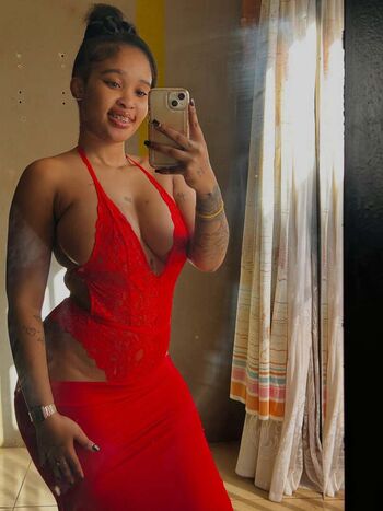 Full leaked Nomonde refiloe mniki page private onlyfans photo