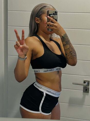 Full leaked Nomonde refiloe mniki private onlyfans photo