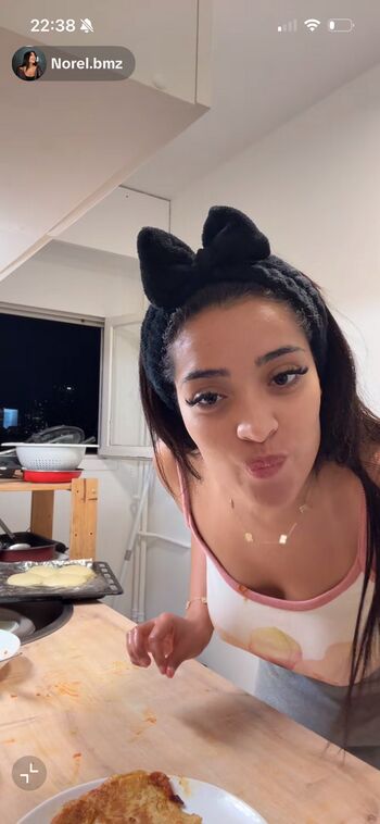 Full leaked Norel bmz page private onlyfans photo